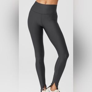 ALO Airlift High-Waist Elongated Legging in Anthracite. Size XS.